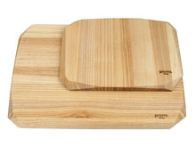 Load image into Gallery viewer, Wooden Cutting Board "Modern Flat" (2 sizes)