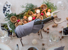 Load image into Gallery viewer, Wine bottle holder - wood wine bottle box bull