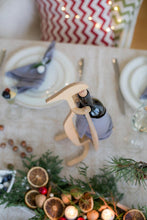Load image into Gallery viewer, Wine bottle holder - wood wine bottle box penguin