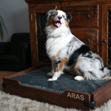 Load image into Gallery viewer, Dog bed - Wooden dog bed (Engraving)