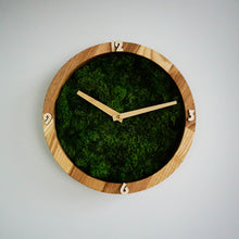 Load image into Gallery viewer, Wooden Clock - Wood Wall Clock With Natural Moss