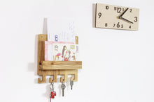 Load image into Gallery viewer, mail holder - wooden mail and keys holder
