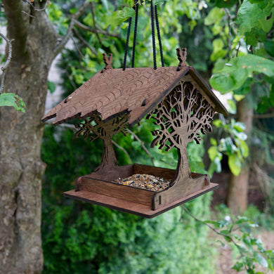 Personalized Wooden Bird Feeder, Decorative Hanging Feeder for Gardens and Outdoor Spaces