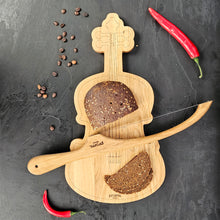 Load image into Gallery viewer, Personalized Sourdough Knife with Oak Handle, Handmade Bread Knife for Bakers, Perfect Kitchen Gift