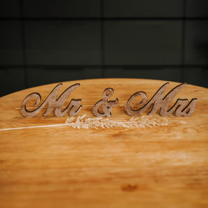 Mr & Mrs Wood Table Signs for Wedding, Farmhouse Wedding Décor, Sweetheart Table Signage, Rustic Party Decorations