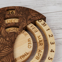 Load image into Gallery viewer, Handmade Wooden Wall Calendar for Gifting, Engraved Round Calendar for Home and Office Decor