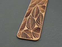 Load image into Gallery viewer, Wooden Bookmark &quot;Leaves&quot;