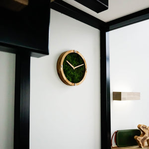 Wooden Clock - Wood Wall Clock With Natural Moss